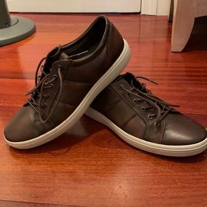 Ecco soft 7 men’s padded leather sneakers